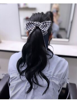 プアメリア 名古屋(Puamelia) 韓国風ブルーブラックカラー