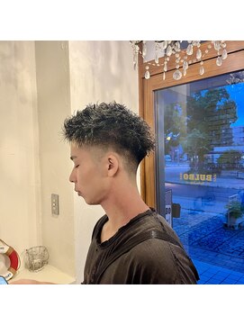 デュエ(due) ツーブロックスタイル