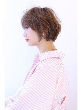 オーロ 塚口店(ORO) くびれ束感ショートボブ暗めカラー