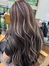 リズ オブ ヘアー(Lis of hair)