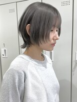 ユーフォリア 銀座(Euphoria) ウルフ/ウルフカット/ ハッシュカット/インナーカラー担当岩崎