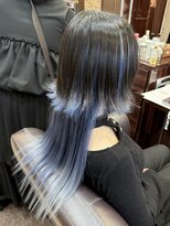 キャラ 池袋本店(CHARA)&nbsp;ロングウルフカットにインナーカラー【池袋インナーカラー】