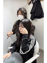 カウンセリングでしっかりとお悩みと髪質を見極めます♪
