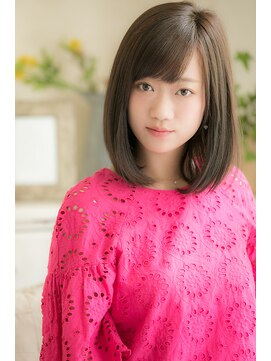 ロゴス バイ リトル(Logos by little) ストレートタッチでツヤツヤボブ