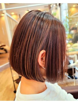 ヘアーズビースリー ポートサイド ワンレンボブXミニボブxベージュ /ボブショート20代30代4050代