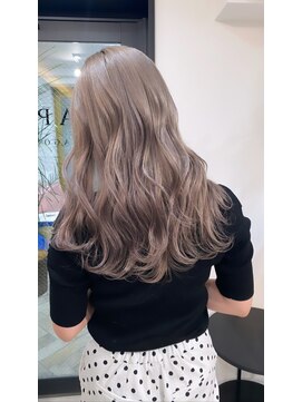 ラピス 名古屋駅前店(Lapis) Lapis名古屋駅前店【Greige color】