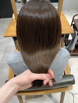 エル 横浜(eL) 艶グレージュカラー