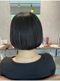 ショートボブ