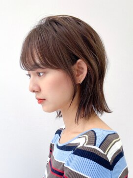 トニーアンドガイ 原宿店(TONI & GUY) 外ハネレイヤー/20代30代40代/グレーベージュ前髪パーマ