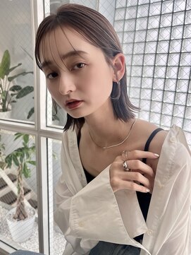 ミリア(MILIA) 大人可愛い小顔切りっぱなしボブ/20代30代40代シースルーバング