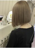 ミルクティーベージュ×ボブ 丸みボブ