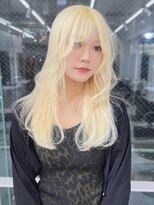 ランテルディ 渋谷(LANTERDIT)&nbsp;ブロンドヘア　ハイトーン　顔周りカット　ロング　ケアブリーチ