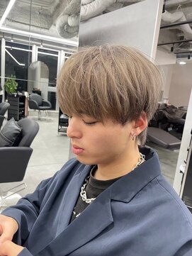 ジエクト アイロ 江坂駅前店(The Ect ilo) メンズカット　韓国マッシュ　ミルクティーベージュ