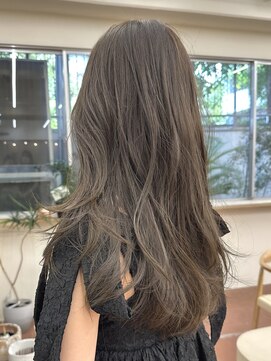 パークレーン アイス イヴェン(park lane ICI yeven) ブリーチなしダブルカラーオリーブベージュ レイヤー/momoka