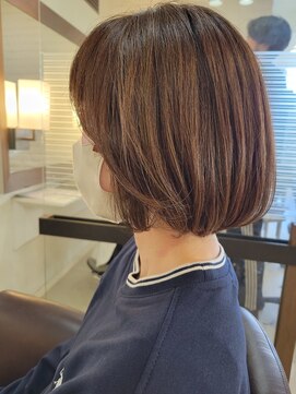 スタイル 成城学園前(STYLE) ボブハイライトカラー　ネビージュ　ショートボブ