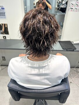メンズサロン キング 高槻店(Men’s salon K!ng) 波巻きツイストスパイラルパーマ/フェザーパーマ/眉毛/メンズ