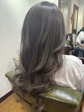 ウィズ(WITH) 外国人風グレージュカラー