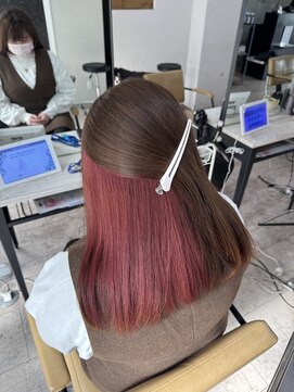 プライズ 所沢プロぺ通り店(prize) インナーカラーピンクレッド韓国風レイヤーカット所沢