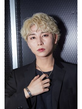 メンズ サロン ドット トウキョウ 町田店(men's salon dot. tokyo) ホワイトカラー