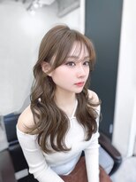 キティー(kiti)&nbsp;くすみベージュ×レイヤーカット