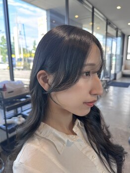 トテ(tote.)の写真/前髪と顔周りで印象は9割変わる