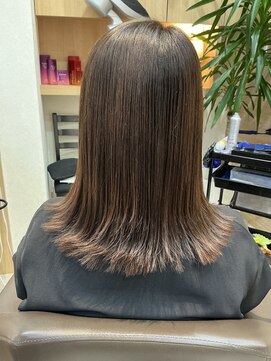 ウイバイファースト(u'i by first) 思わず触れたくなるようなツヤ髪へ