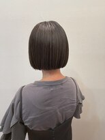 美容室ヒラトヤ 都南店&nbsp;大人可愛い耳だしショート丸みショート大人ボブ小顔カット