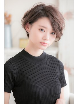 リネット ヨコハマ バイ リトル(linette yokohama by little) ボーイッシュになりすぎない、ひし形ショート