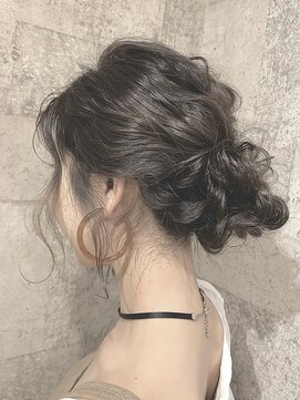 ニナル(Ninal) Ninal☆ゆるふわアップスタイル