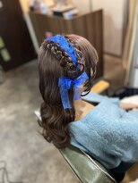 リエラ 新宿(RIERA)&nbsp;ハート編みかけカチューシャ