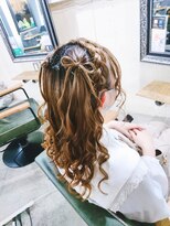 リエラ 新宿(RIERA)&nbsp;編みカチュ髪リボンハーフ