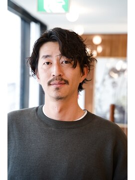 ビュートリアム 鎌倉小町(BEAUTRIUM) [BEAUTRIUM鎌倉小町]メンズナチュラルカーリーヘアー[渡沼一喜]