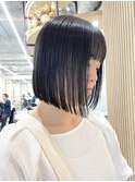 ナチュラルストレートパーマ　切りっぱなしボブ