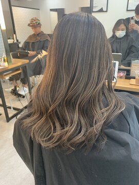 リベルテ 岡崎店(Liberte) 細めハイライト♪強めコントラスト