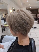 ルグランシャトー(Le grand chateau) ショートボブ