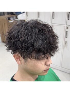 ネイロ 錦糸町(NeiRo) 波巻きスパイラルパーマツイストスパイラルパーマメンズマッシュ