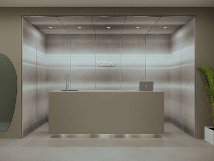 クロスオーバー(Cross Over)の写真