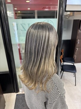 アイズ 本厚木(AIZU) コントラストハイライト