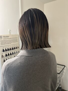 トッテ.. 伸びても放置しやすいカラーとボブ