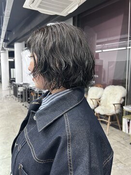 ピア ヤクイン(Pia Yakuin) ボブカット　ボブパーマ