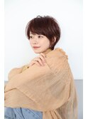 30代40代50代耳かけショート前髪なしハンサムショート白髪ぼかし