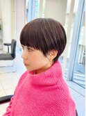大人マッシュショート　グレーベージュ　シアカラー