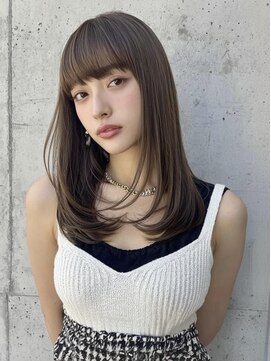 ユーフォリア 渋谷グランデ(Euphoria SHIBUYA GRANDE) 韓国ヘア　顔周りレイヤー　小顔カット 黒髪  レイヤーカット