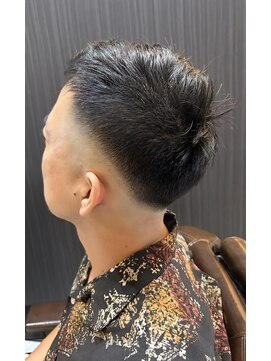 バーバーバー 高砂店(BARBER-BAR) スキンフェード
