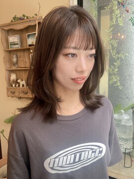 フェイバー 赤坂店(FAVOR) 【前髪ありレイヤースタイル】大人女性