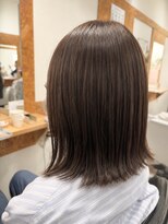 ウタ(uta)&nbsp;柔らかブラウンのナチュラルミディ