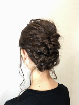 キャラ 池袋本店(CHARA) ゆるふわローアップヘアセット/パーティーセット/卒業式