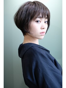 キツネ(KITSUNE) KITSUNE×濡れ髪マッシュ×ショートボブ