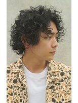 レジュアル(RESSUAL)&nbsp;無造作パーマ　波巻　スパイラルパーマ　スリークショート