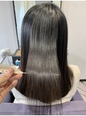 黒髪ロングストレートグレーベージュエギョモリオン眉ショート